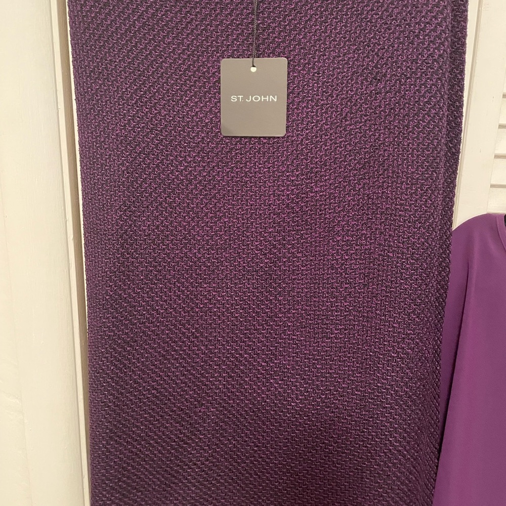 ST. JOHN COLLECTION Classic St. John knit pencil skirt; violet & black NWT